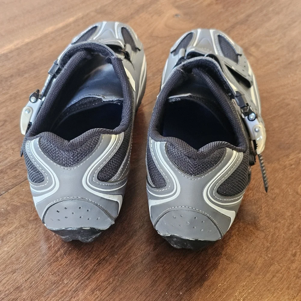 EUC SHIMANO SH-R087G Men’s Road Cycling Shoes Grey Size 44